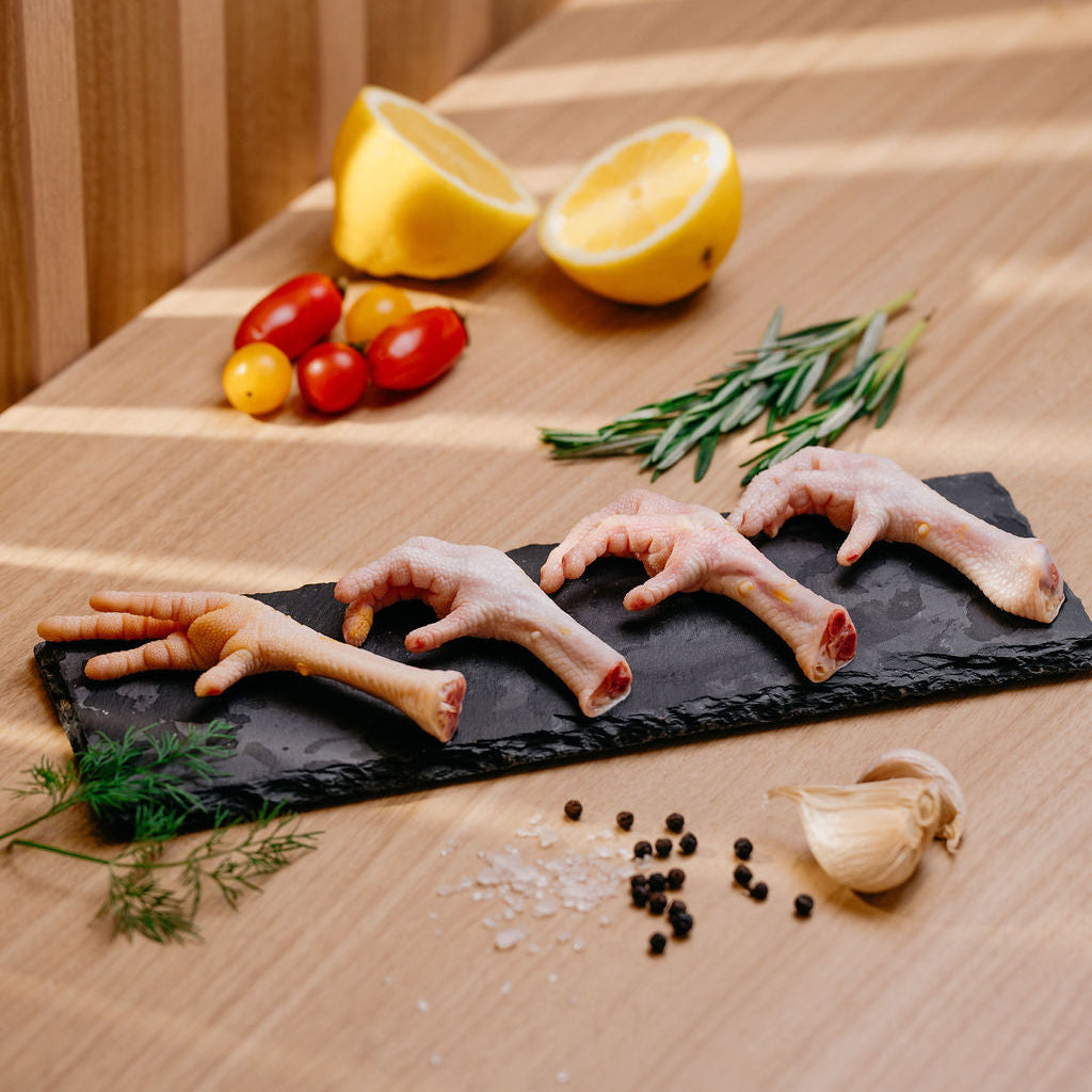 Cleaned free-range chicken feet for collagen-rich broth
